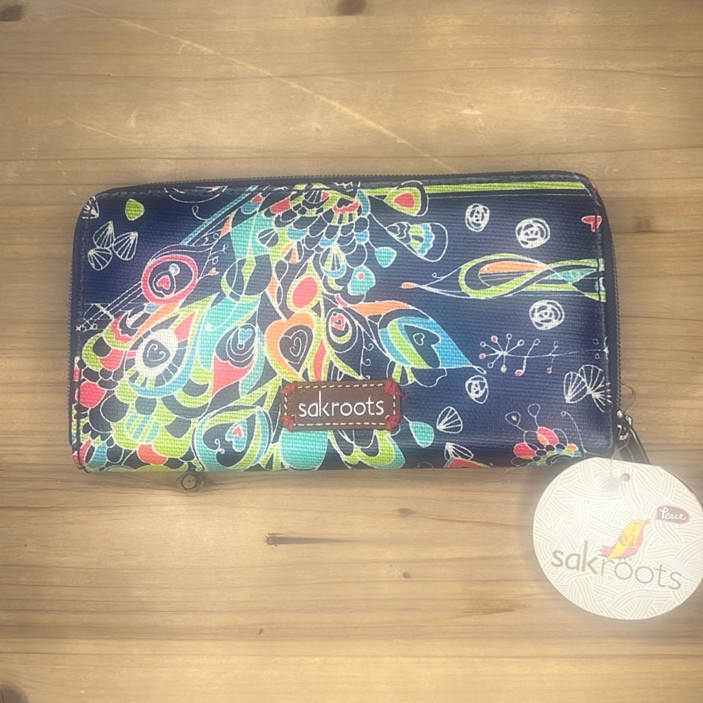 Sakroots artist circle Songbird Wallet Large 8” Zip Around . NWT